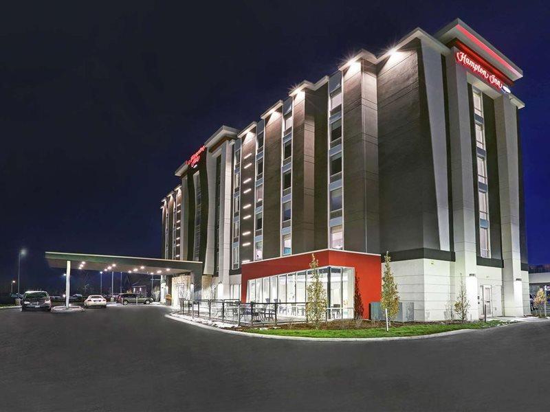 Hampton Inn Peterborough Buitenkant foto